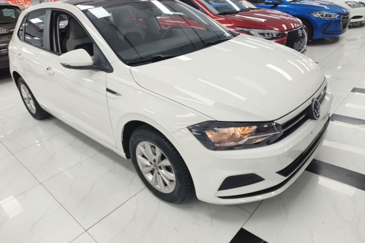 Volkswagen Polo 2021 car image #6