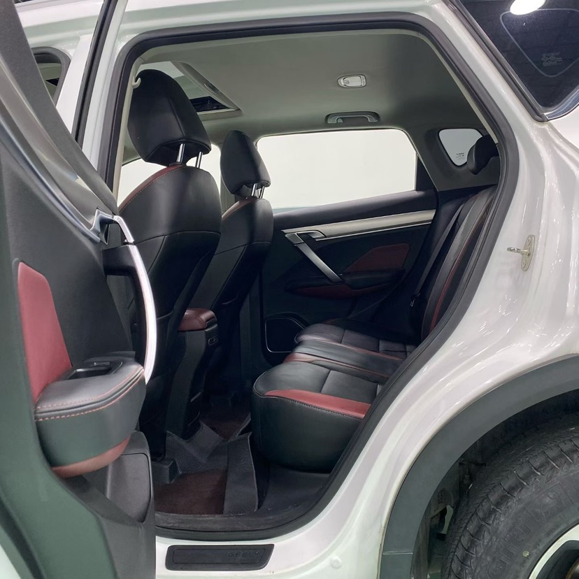 GEELY Coolray 2021 imagen de coche #5