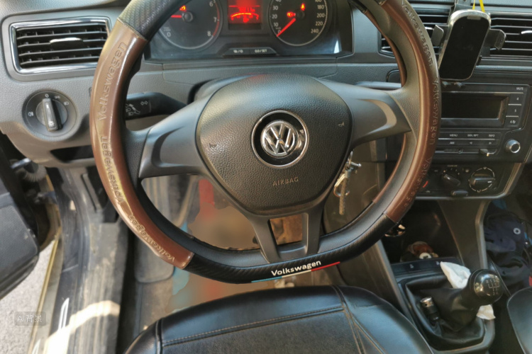 Volkswagen Santana 2019 immagine di auto #12