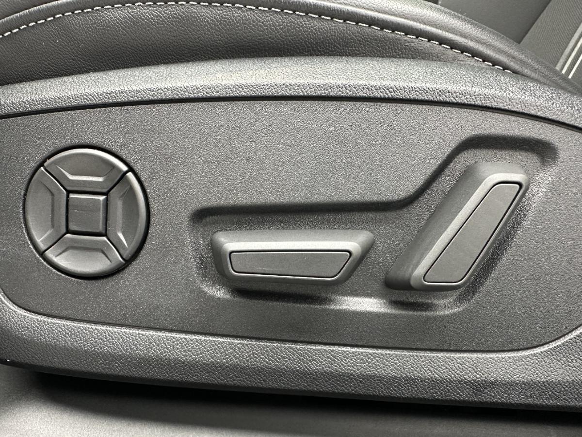 Audi A3 2023 car image #12