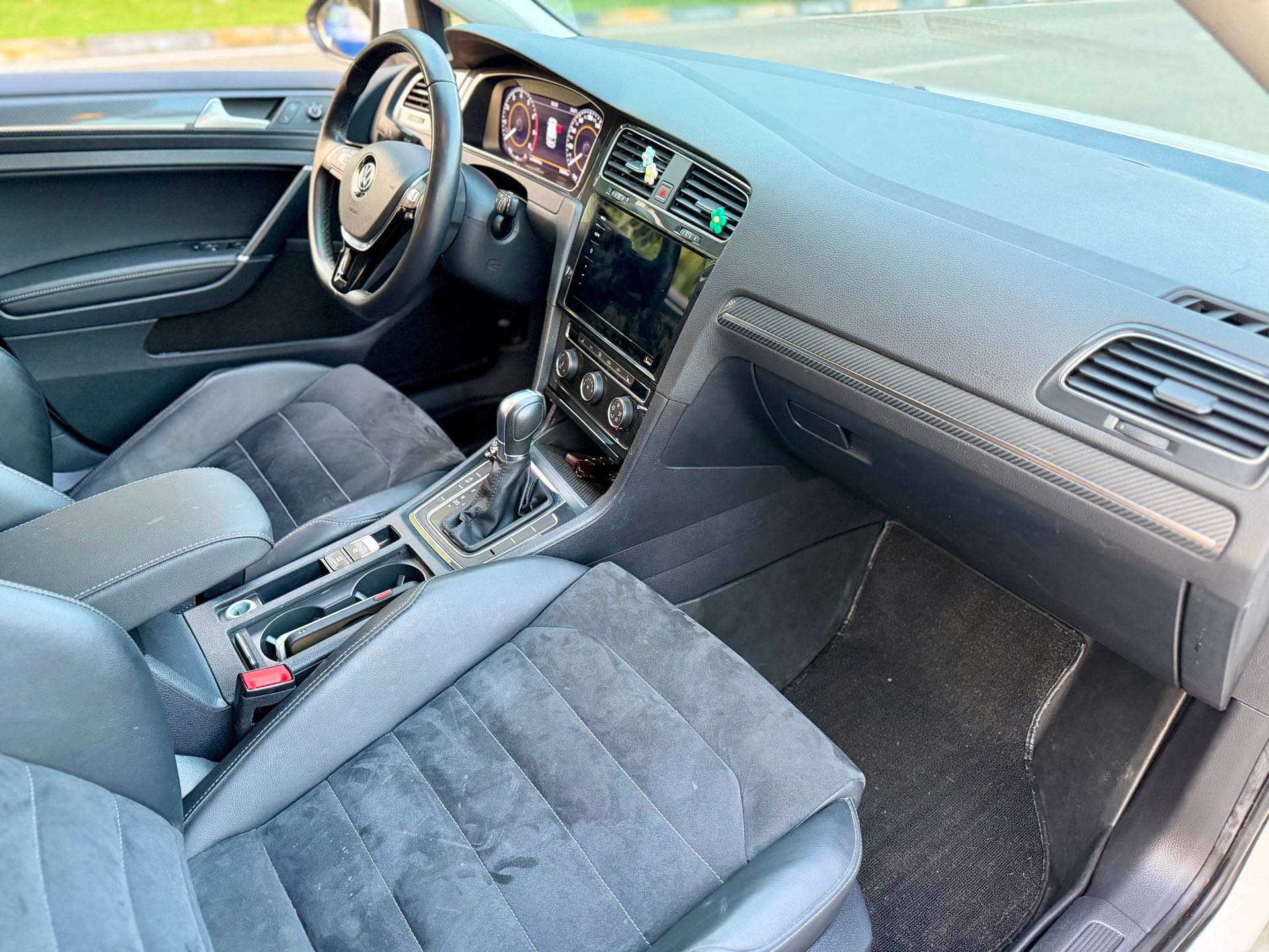 2020 #12 2020 imagem de carro #12