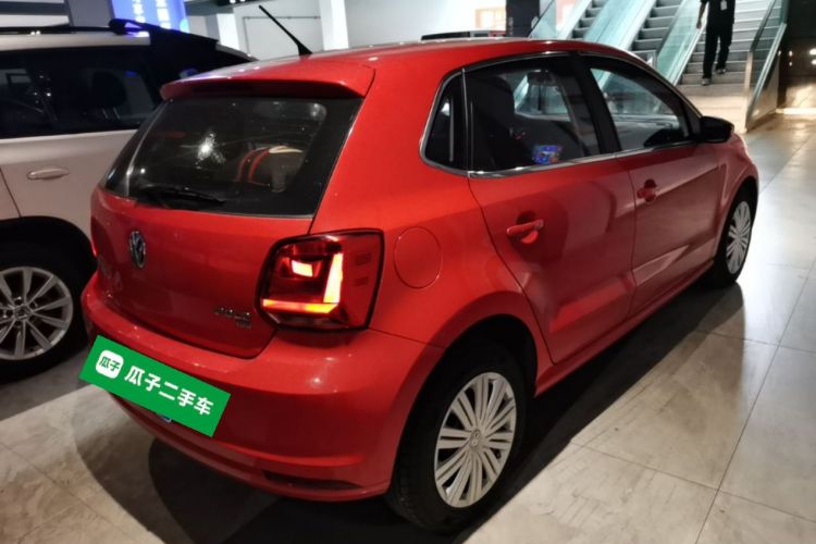 Volkswagen Polo 2016 car image #7