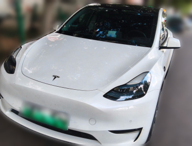 Tesla Model Y 2023 Tesla Model Y 2023 car image