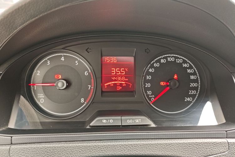 Volkswagen Santana 2020 immagine di auto #12