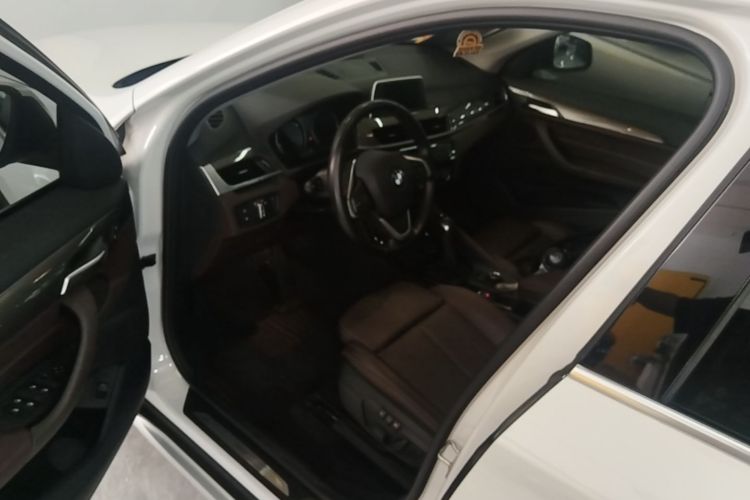 BMW X1 2019 #12 BMW X1 2019 car image #12