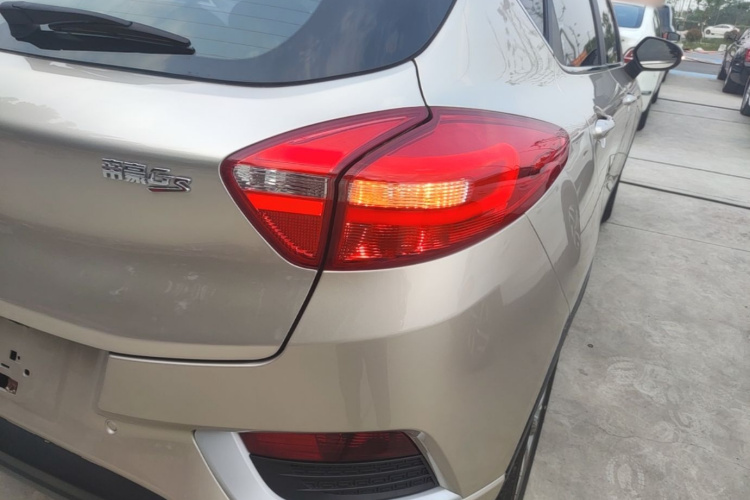 GEELY Emgrand GS 2016 #8 GEELY Emgrand GS 2016 car image #8