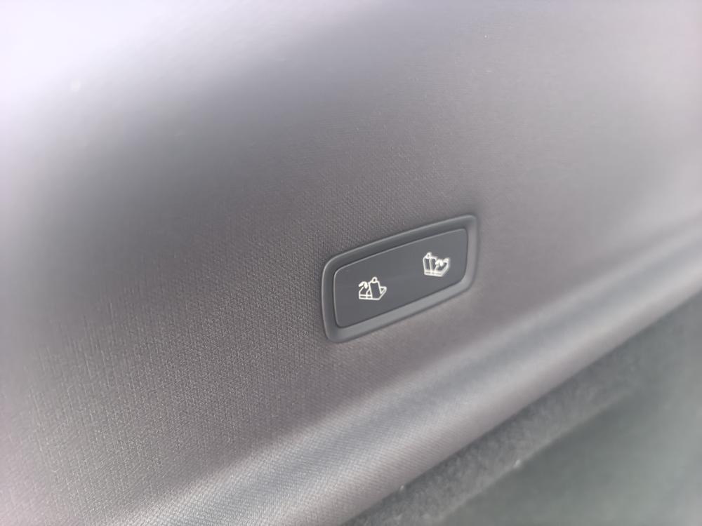 Tesla Model Y 2026 car image #6