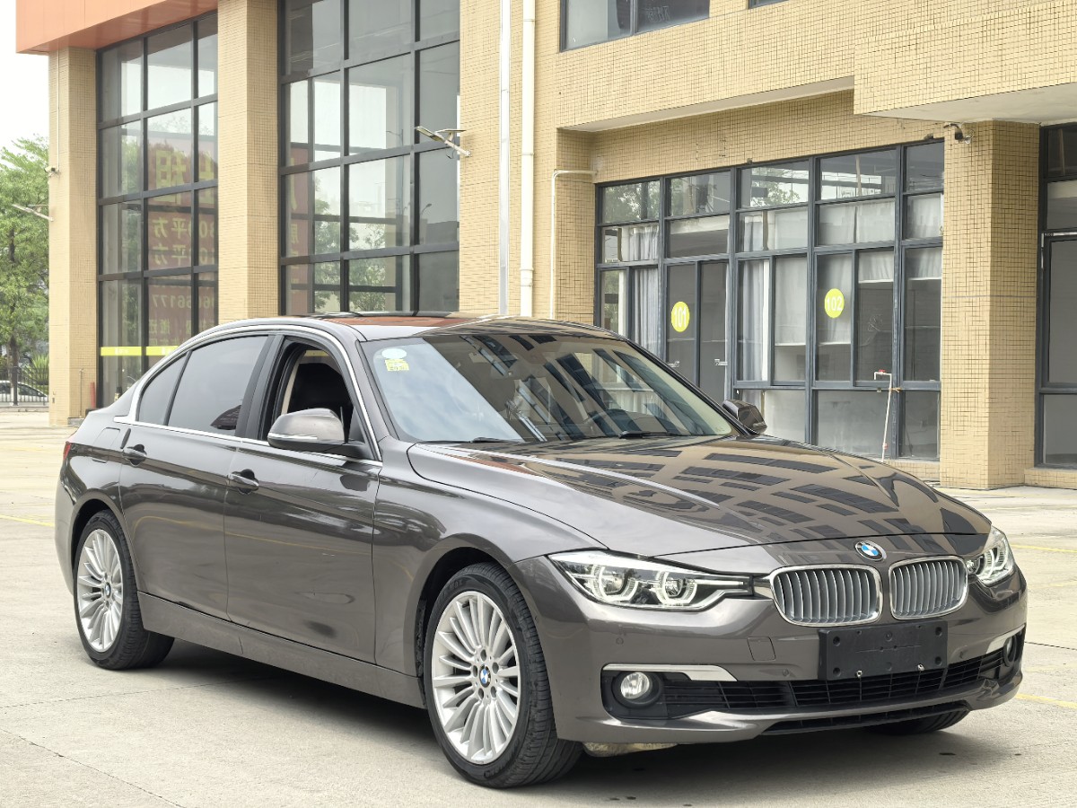 BMW 3 Series 2018 car image #3