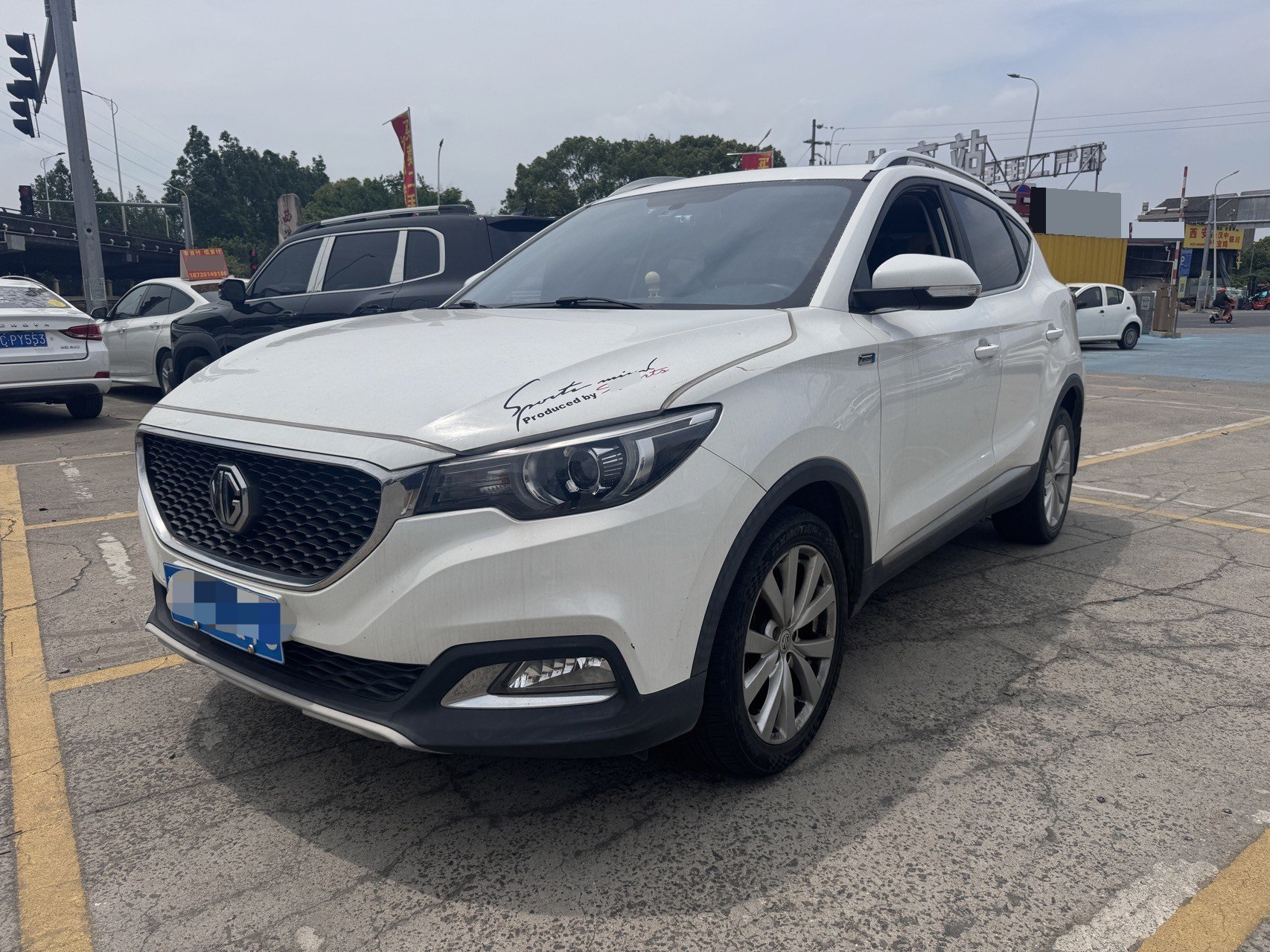 MG ZS 2017 MG ZS 2017 car image