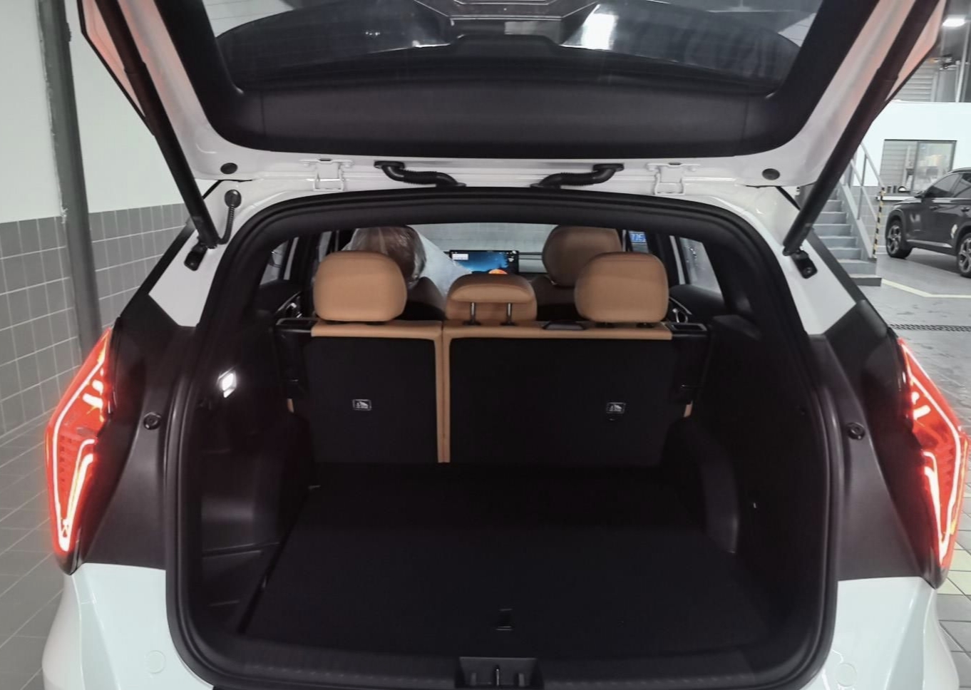 GEELY Boyue L 2026 #11 GEELY Boyue L 2026 car image #11