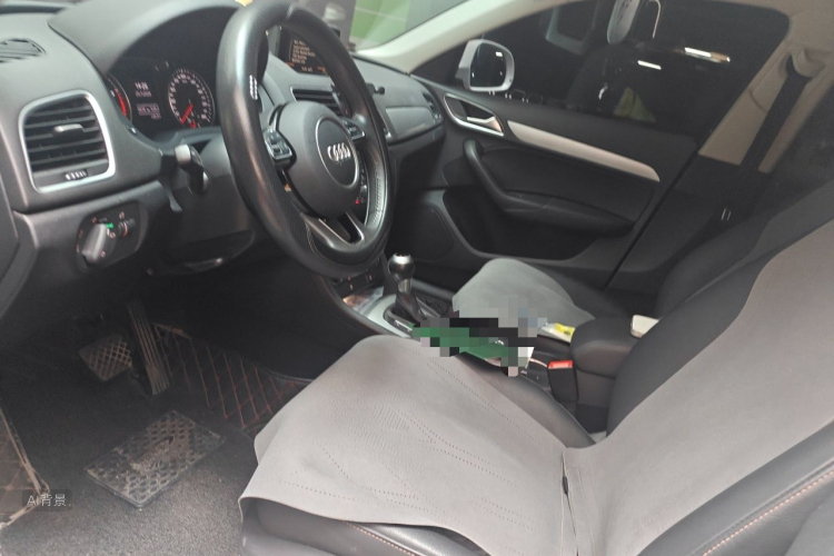Audi Q3 2018 #17 Audi Q3 2018 car image #17