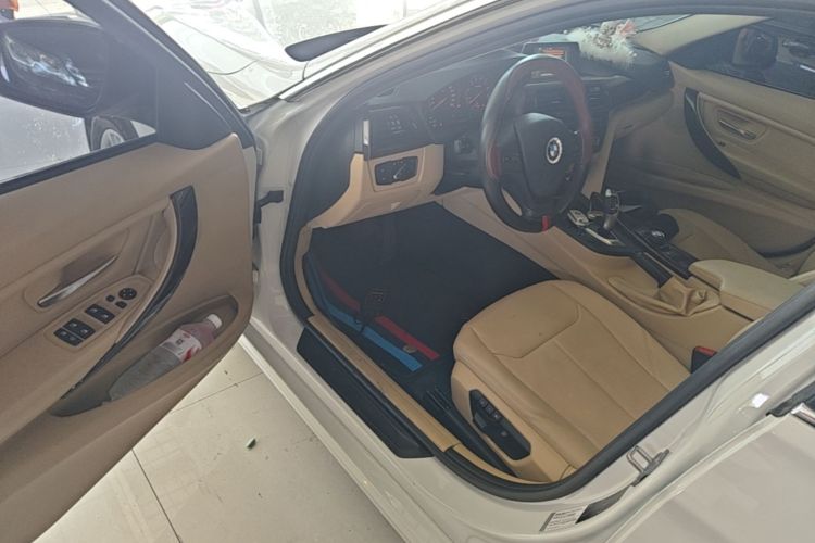 BMW 3 Series 2015 #16 BMW 3 Series 2015 car image #16