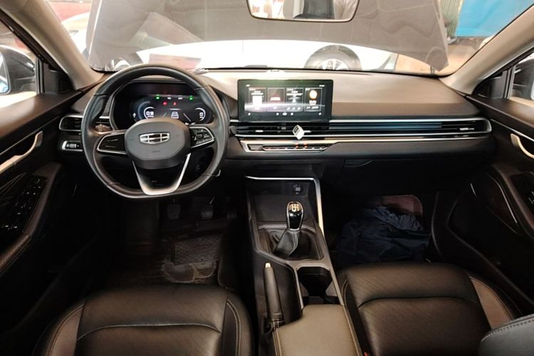 GEELY Emgrand 2021 car image #10