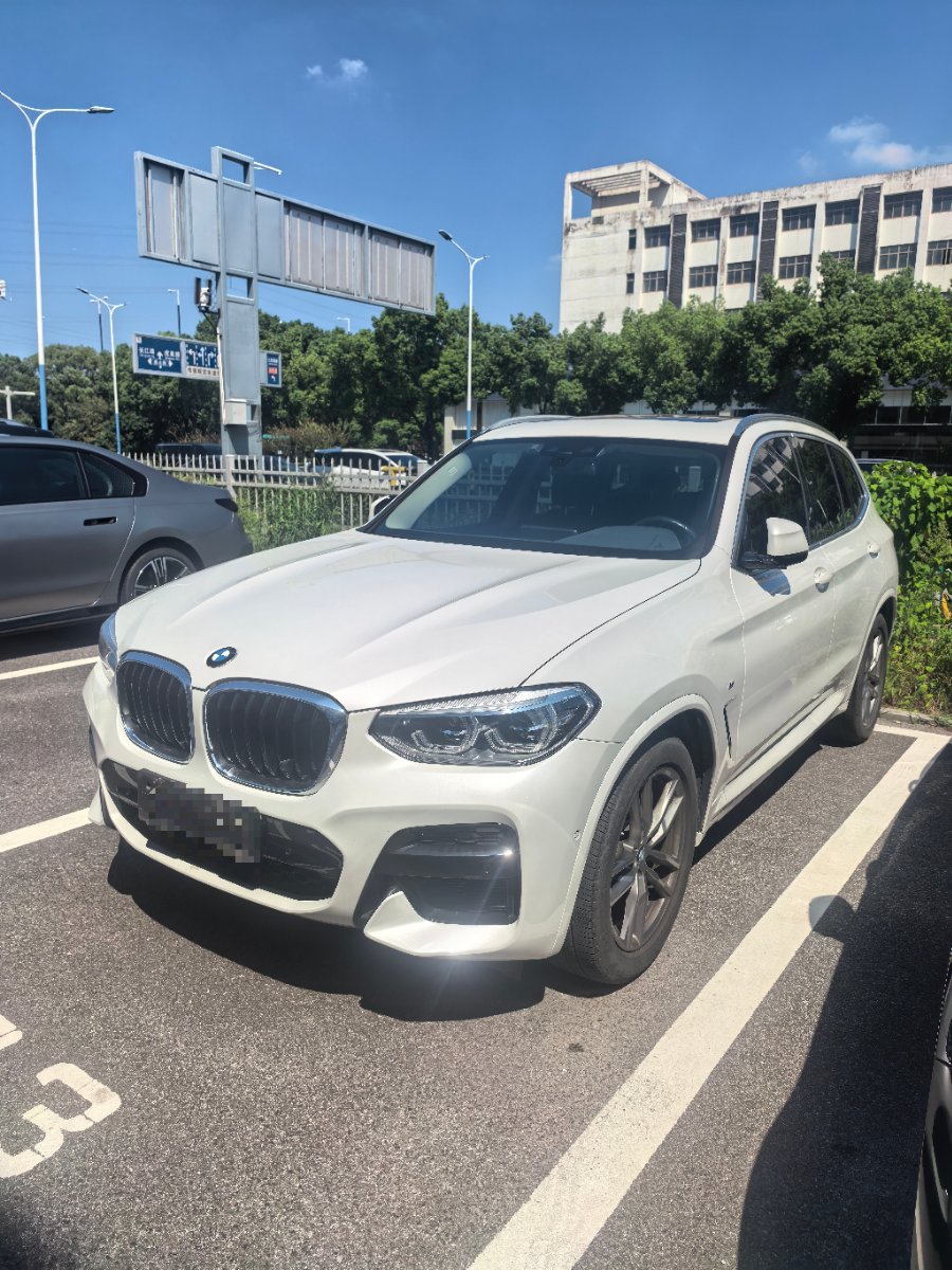BMW X3 2021 car image 
