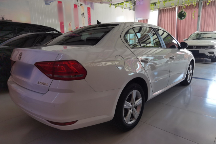 Volkswagen Lavida 2017 car image #7