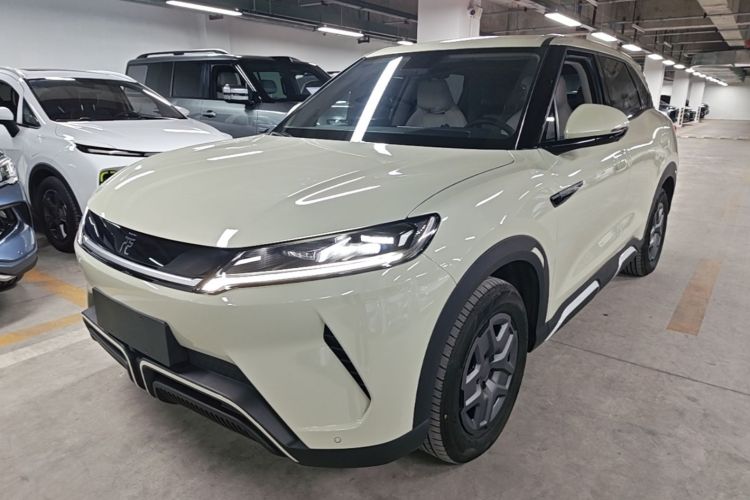 BYD YuanUP 2024 #2 BYD YuanUP 2024 изображение автомобиля #2