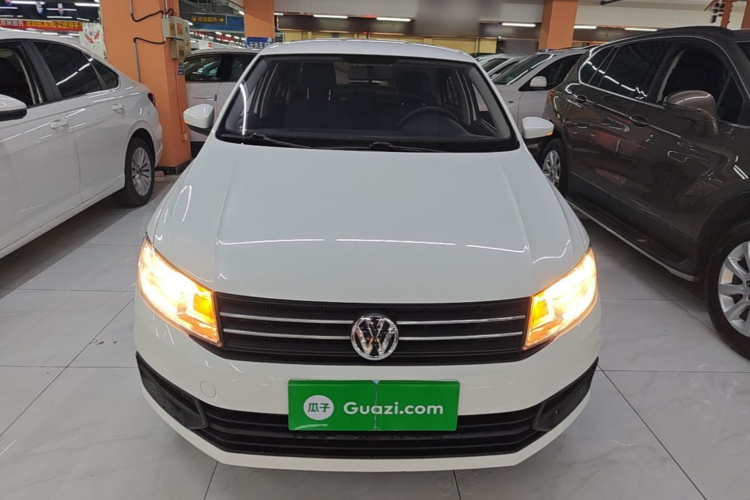 Volkswagen Santana 2020 immagine di auto #3