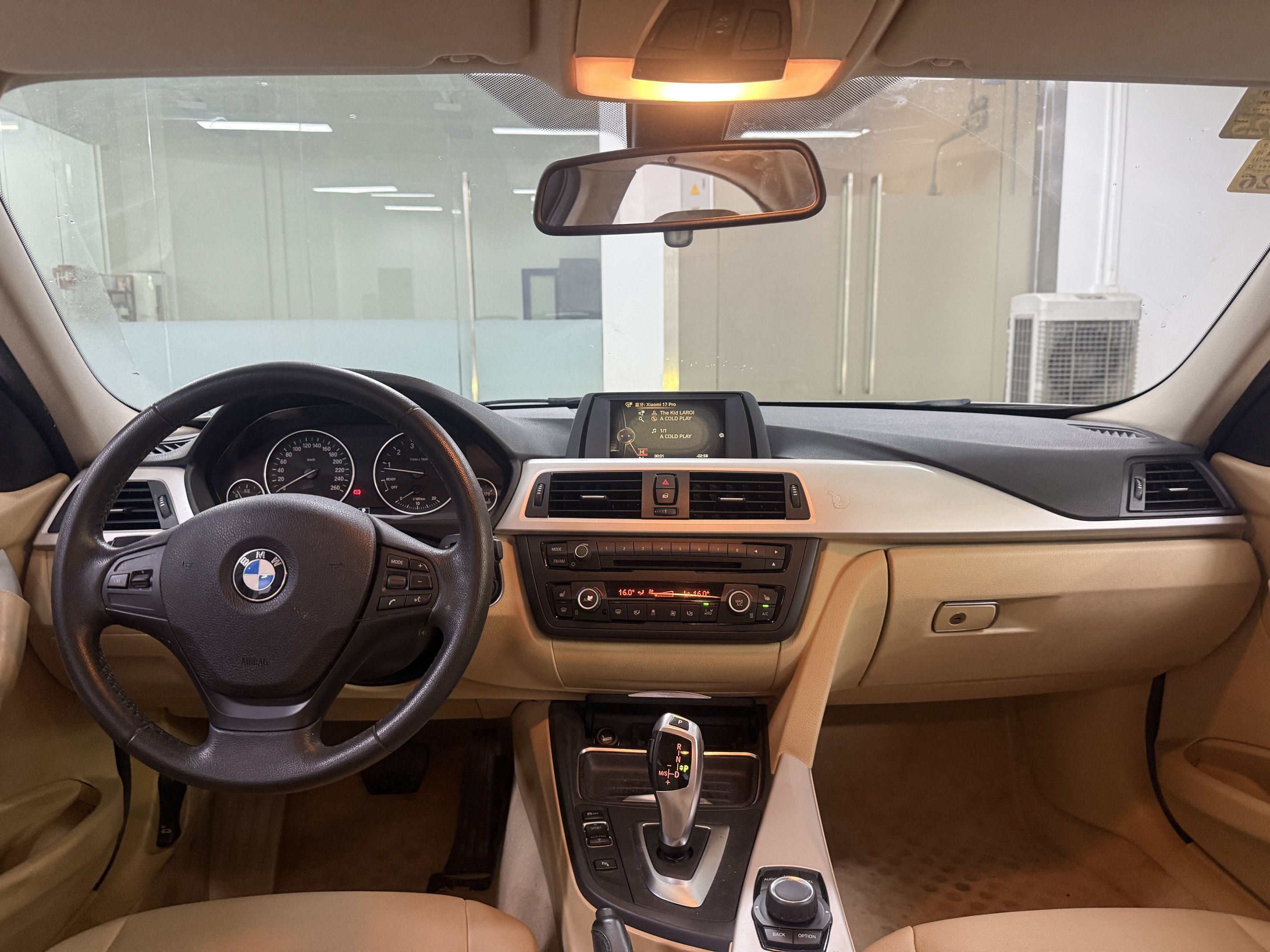 BMW 3 Series 2014 صورة سيارة #10