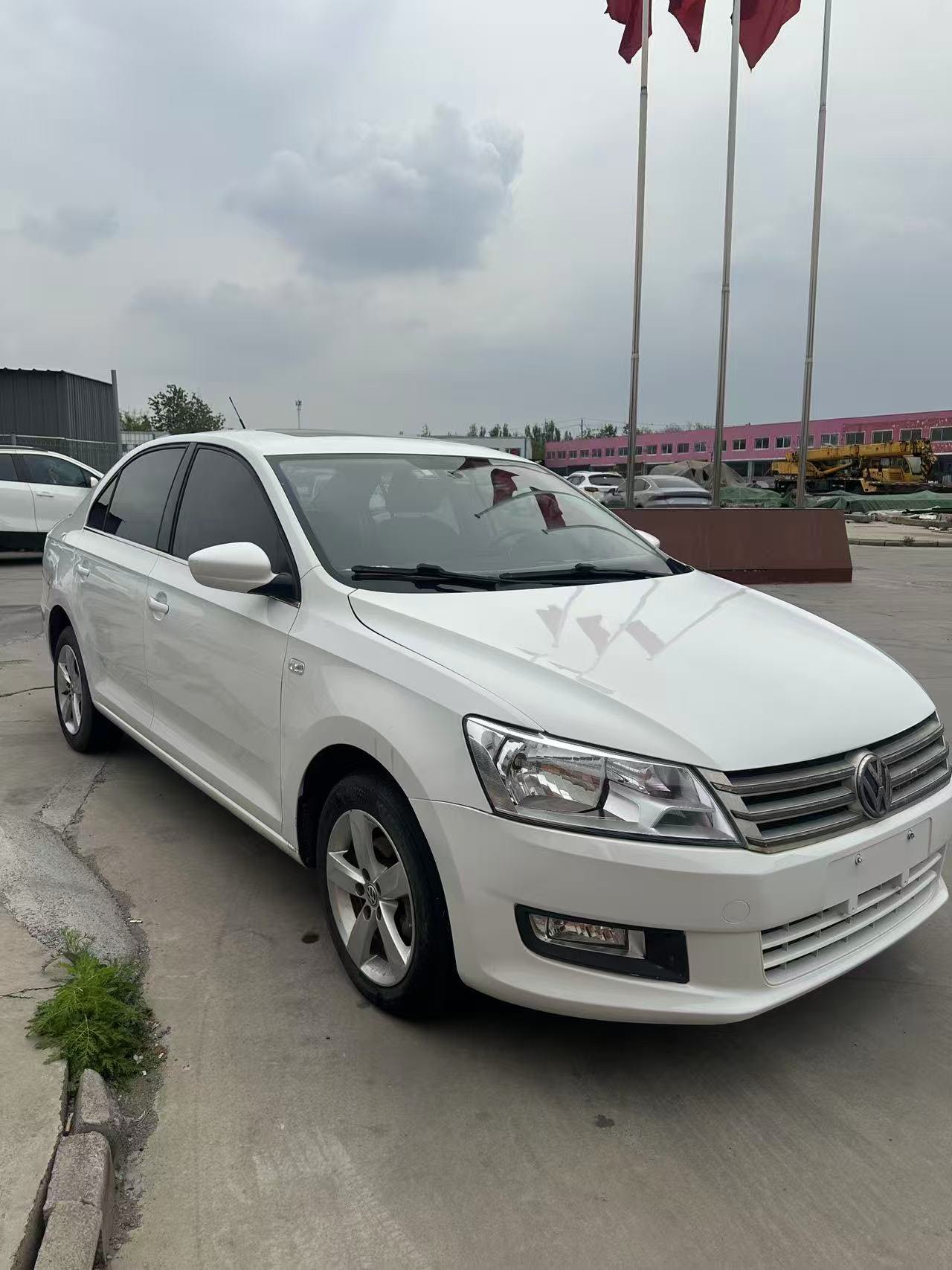 Volkswagen Santana 2014 car image #5