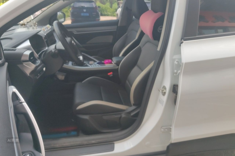 GEELY Coolray 2020 car image #17