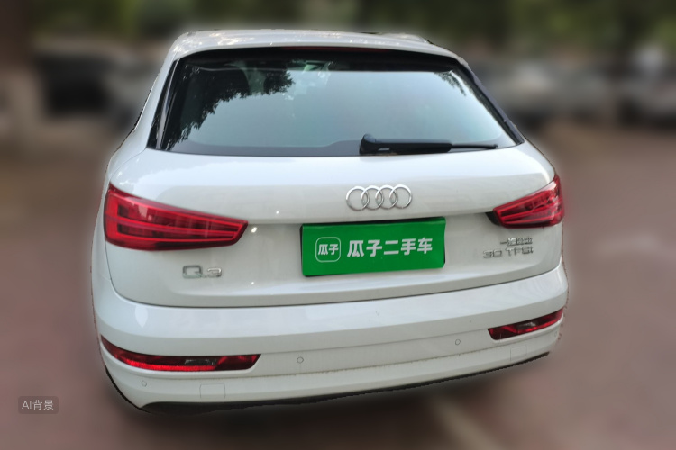Audi Q3 2016 car image #6