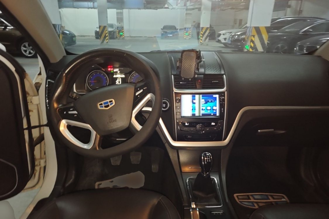 GEELY Emgrand 2015 #22 GEELY Emgrand 2015 изображение автомобиля #22
