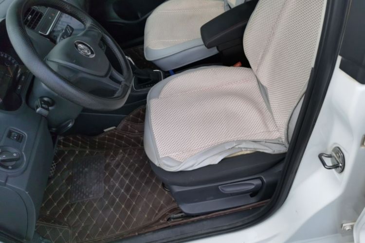 Volkswagen Polo 2016 #15 Volkswagen Polo 2016 car image #15