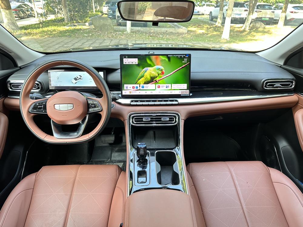 GEELY Emgrand 2025 car image #12