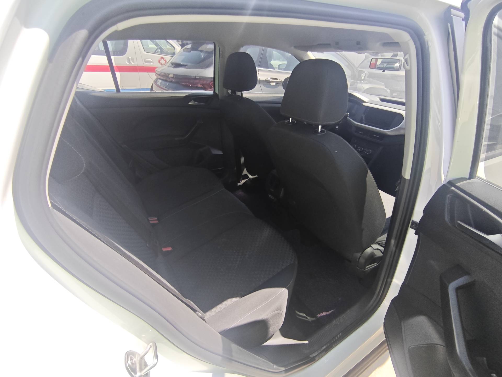 Volkswagen Tacqua 2023 car image #3