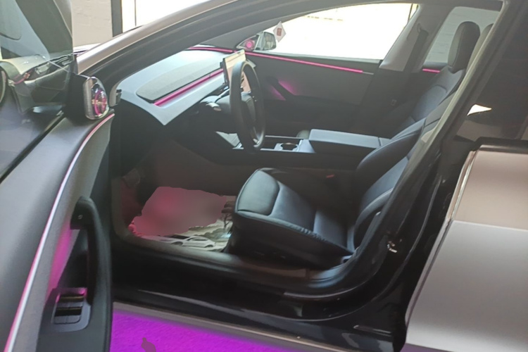 Tesla Model 3 2024 #16 Tesla Model 3 2024 car image #16