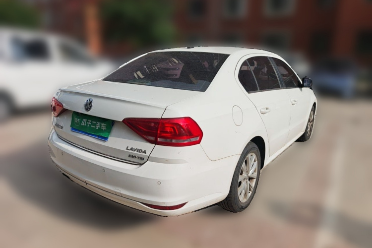 Volkswagen Lavida 2017 #5 Volkswagen Lavida 2017 car image #5