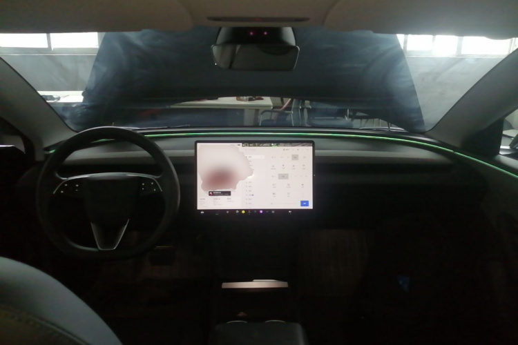 Tesla Model 3 2024 #10 Tesla Model 3 2024 car image #10