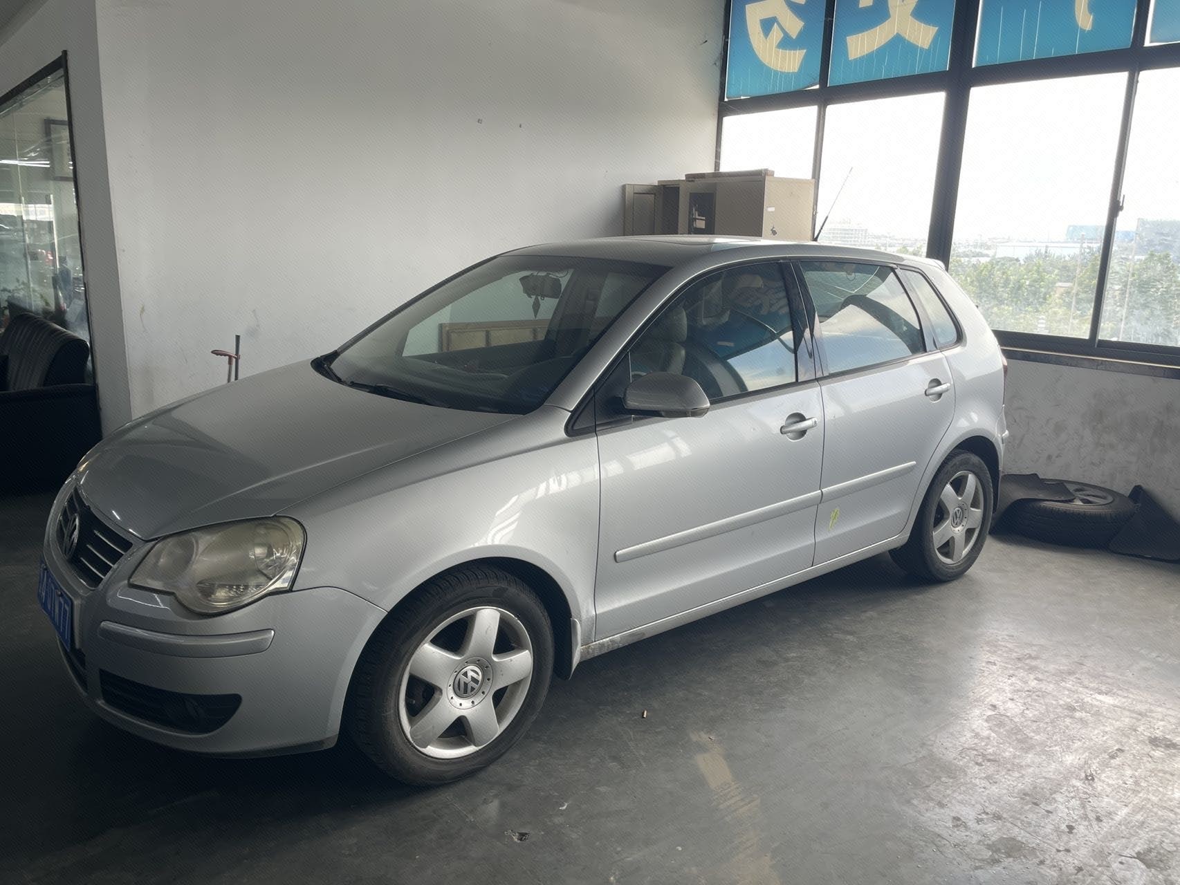 Volkswagen Polo 2009 Volkswagen Polo 2009 car image