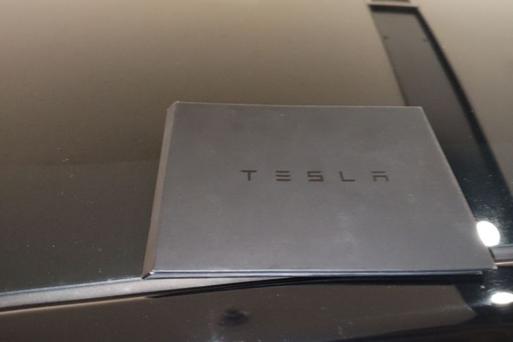 Tesla Model Y 2021 #8 Tesla Model Y 2021 car image #8
