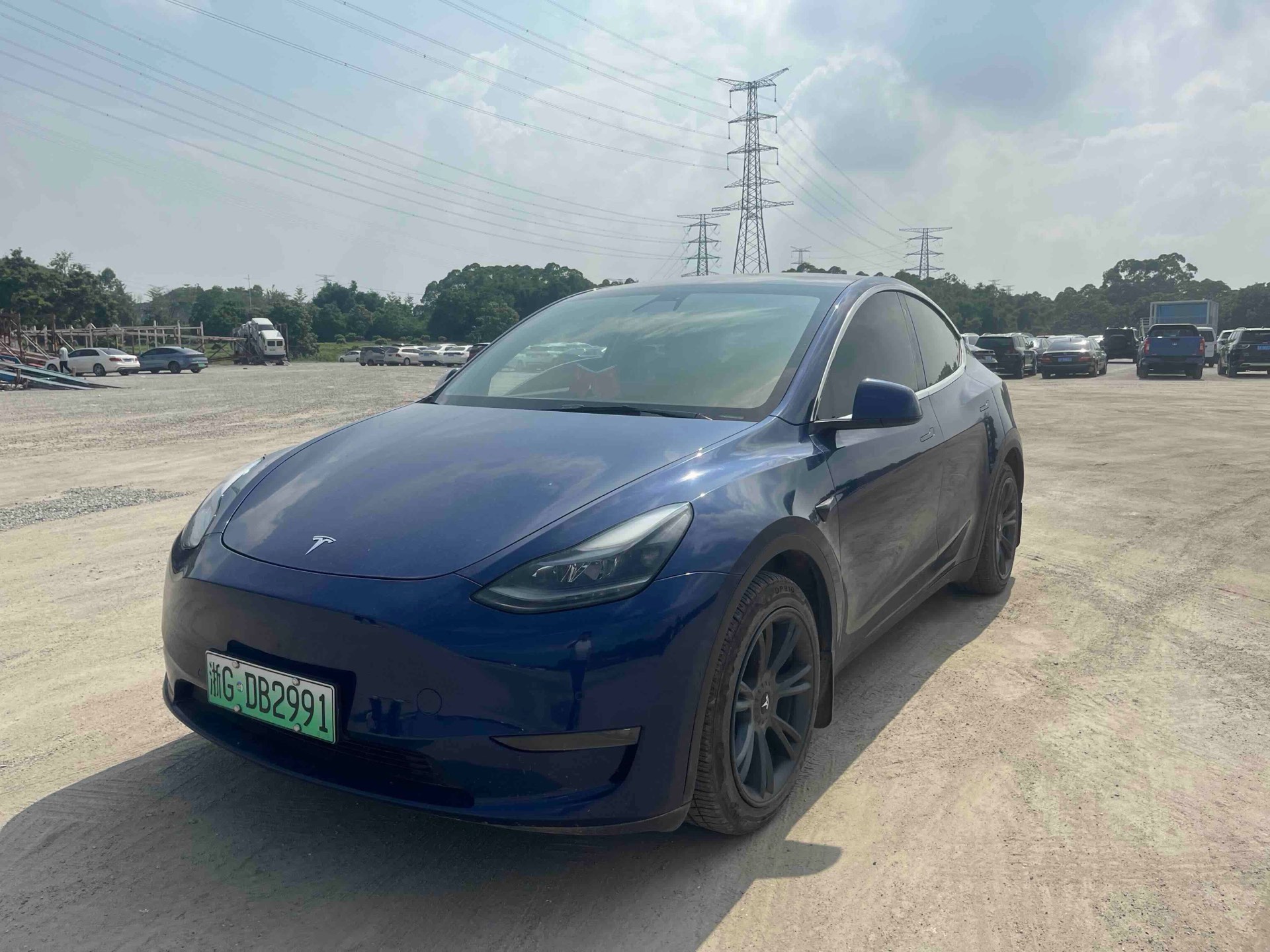Tesla Model Y 2021 Tesla Model Y 2021 car image