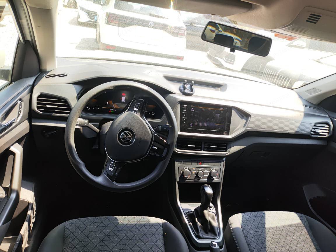 Volkswagen T-Cross 2025 car image #5
