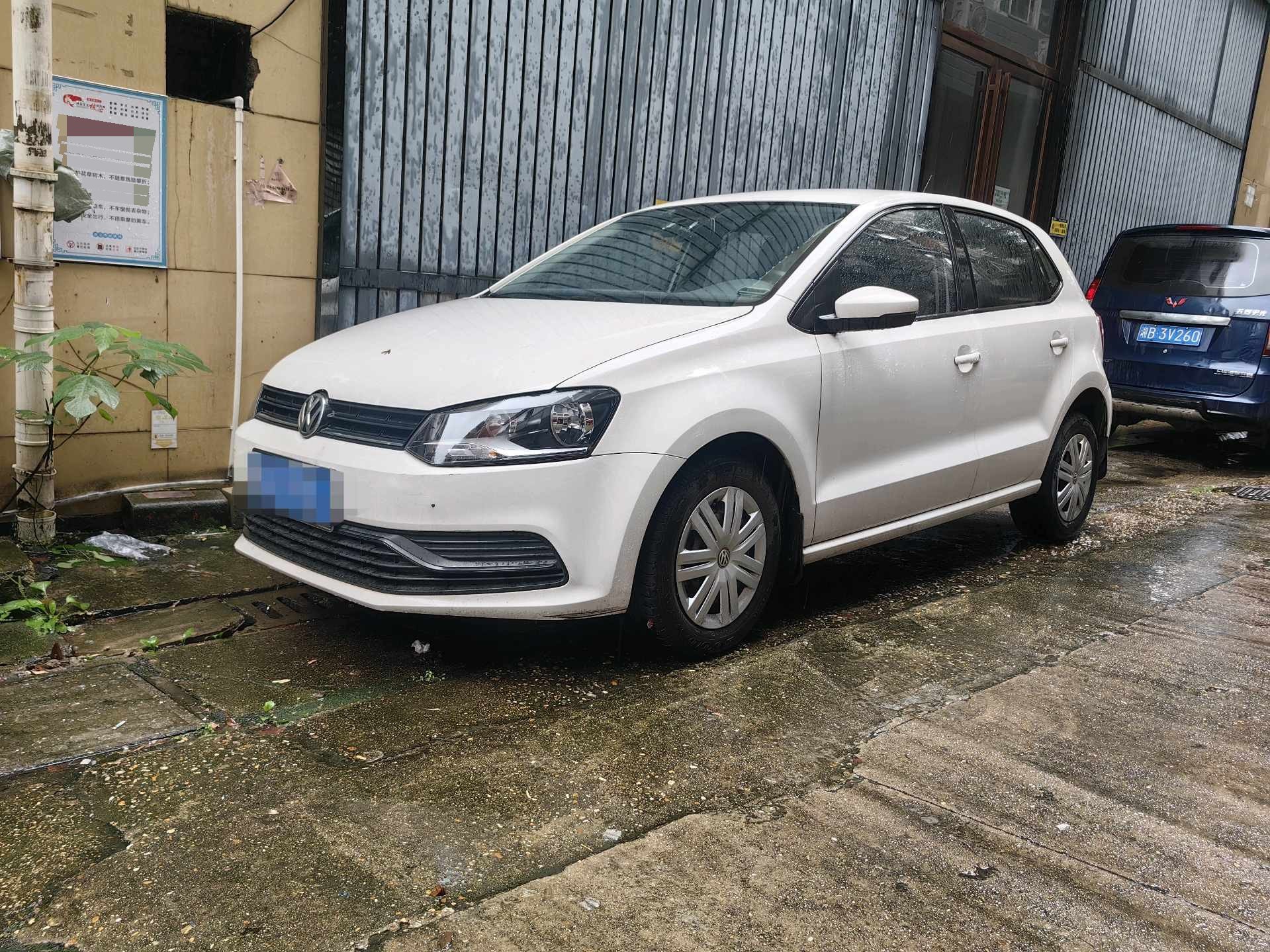 Volkswagen Polo 2017 Volkswagen Polo 2017 car image