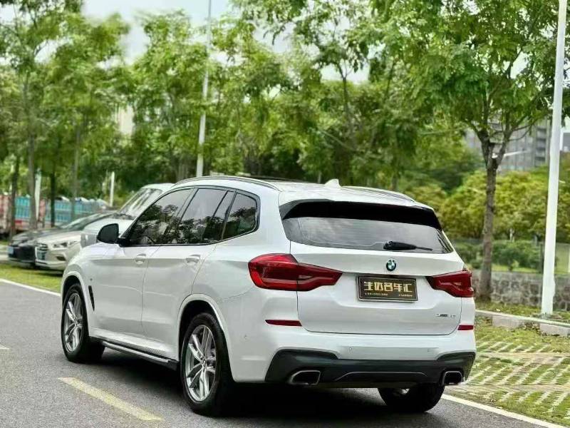 BMW X3 2018 car image #4