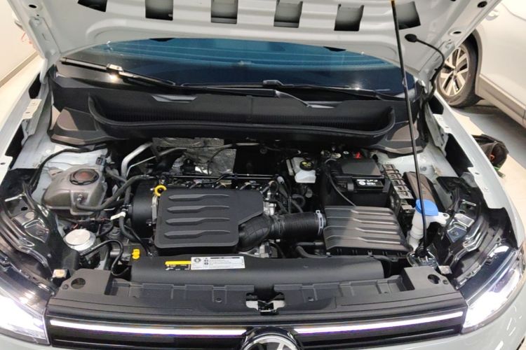 Volkswagen Tharu 2024 car image #19