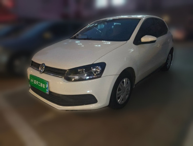 Volkswagen Polo 2016 car image 