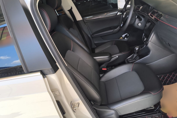 Volkswagen Santana 2021 car image #24