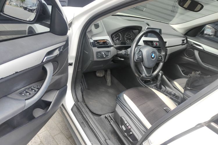 BMW X1 2017 #12 BMW X1 2017 car image #12