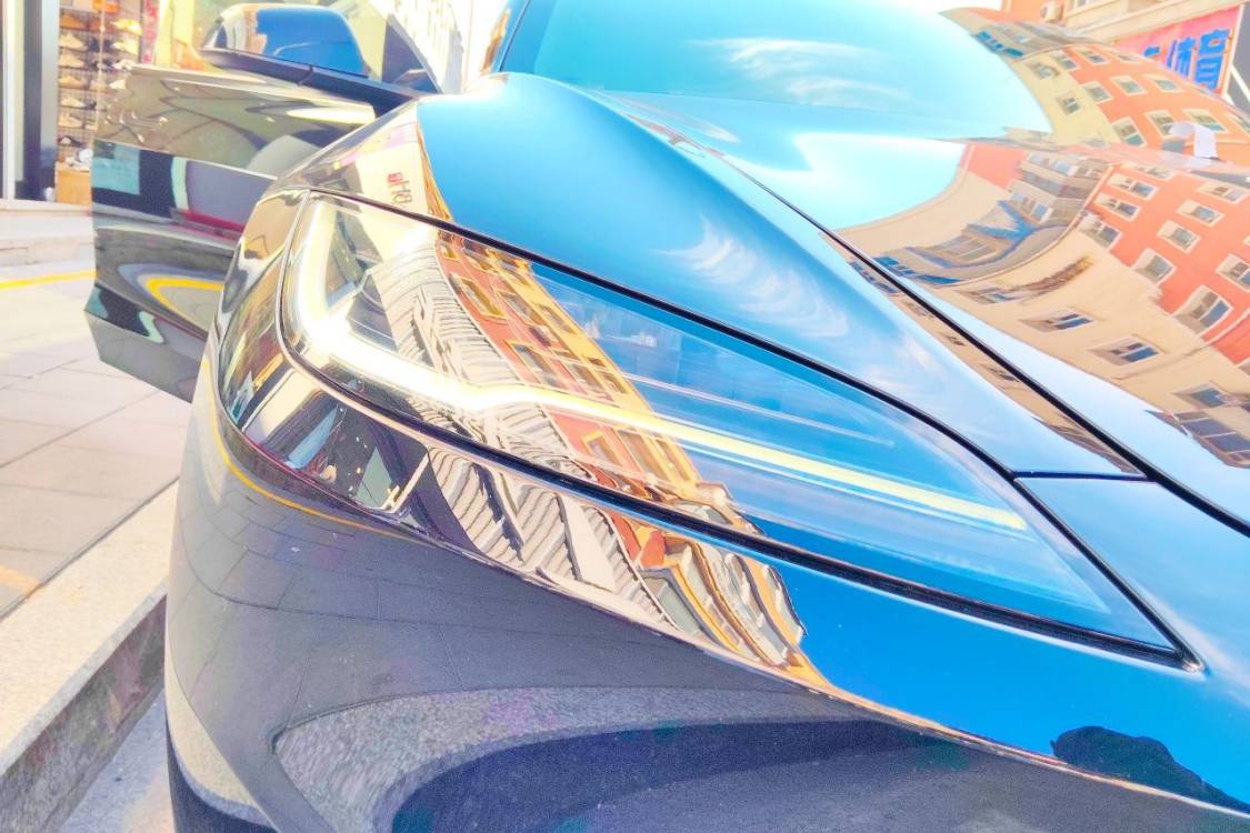 Tesla Model 3 2024 immagine di auto #7