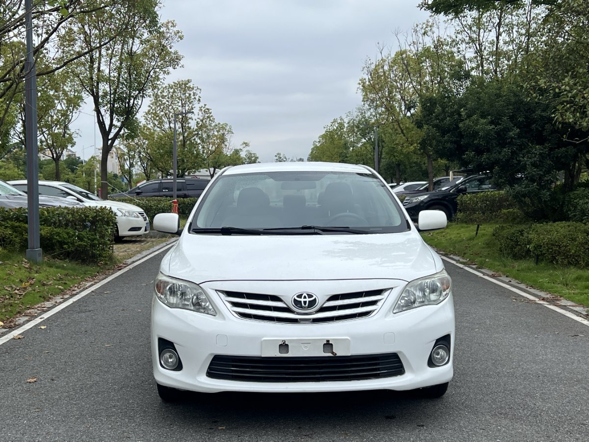 Toyota Corolla 2013 #2 Toyota Corolla 2013 car image #2