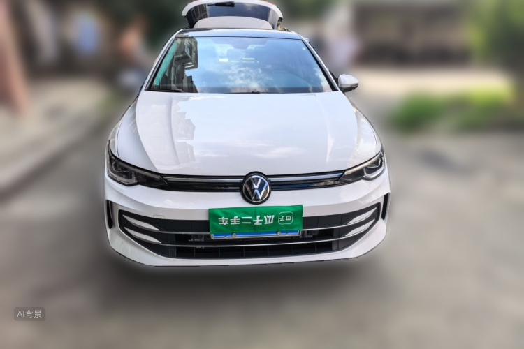 Volkswagen Golf 2026 car image #3