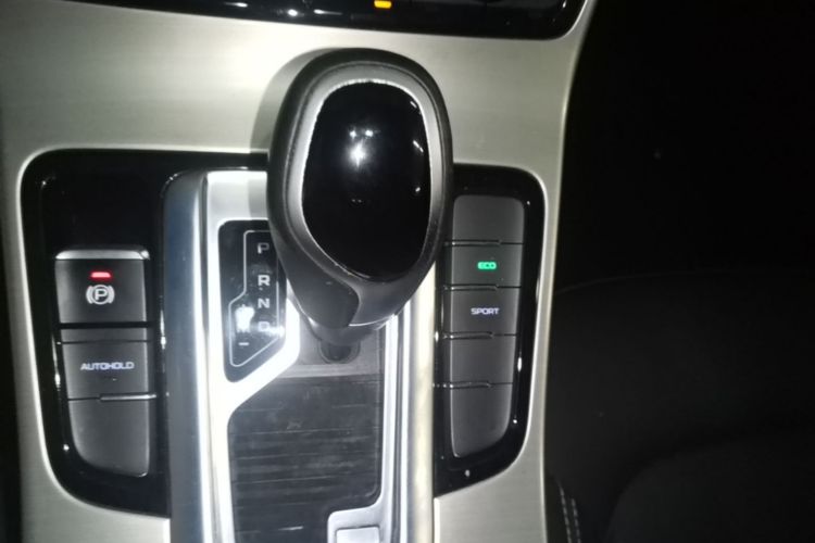 GEELY Emgrand GL 2017 car image #16