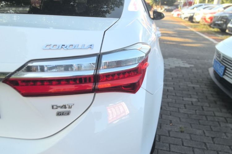 Toyota Corolla 2017 #8 Toyota Corolla 2017 car image #8