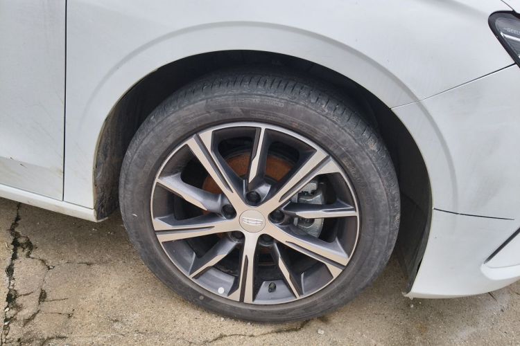 GEELY Emgrand 2023 car image #9