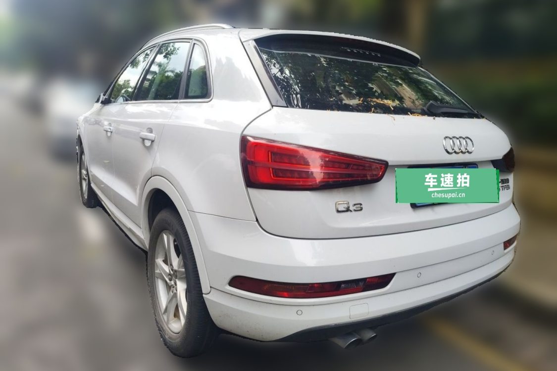 Audi Q3 2017 car image #3