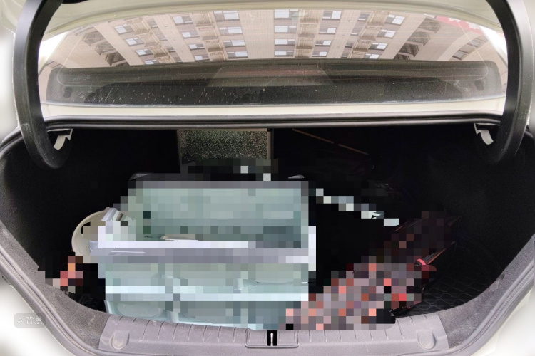 GEELY Binray 2019 car image #21